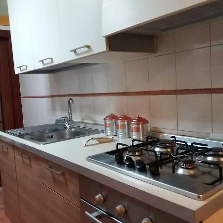 Apartamento Casa Lillina A Toledo , Near Piazza Del Plebiscito Nápoles