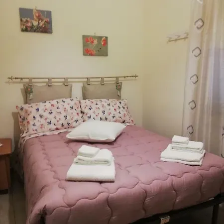 Casa Lillina A Toledo , Near Piazza Del Plebiscito * 那不勒斯